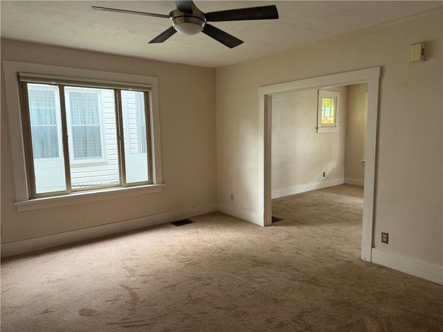 1326 Woodmont Ave, New Kensington, PA 15068