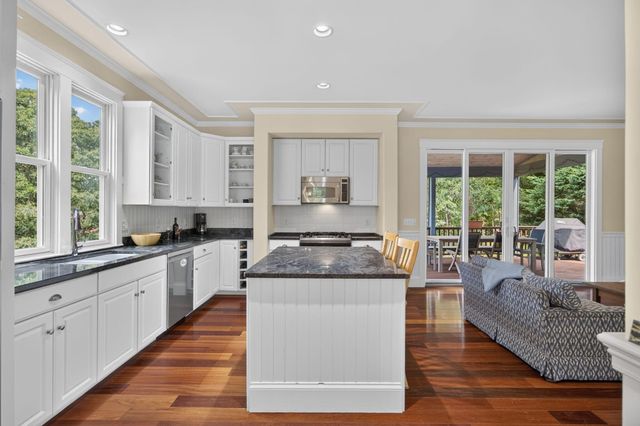 4 Acorn Road, Eastham, MA 02642