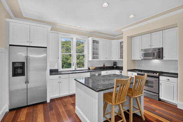 4 Acorn Road, Eastham, MA 02642