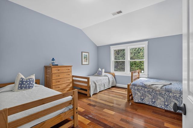 4 Acorn Road, Eastham, MA 02642
