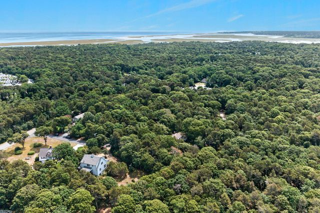 4 Acorn Road, Eastham, MA 02642