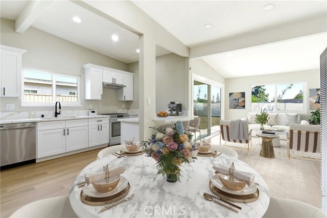 125 W Alru, Rialto, CA 92376