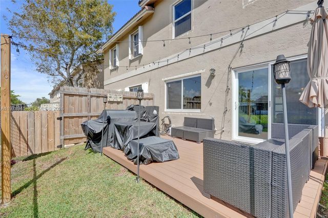 3703 NW 91st Ln, Sunrise, FL 33351