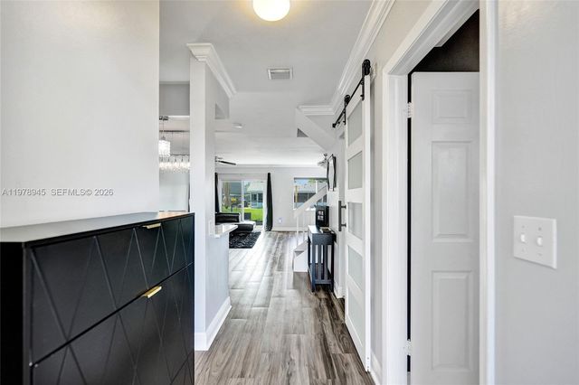 3703 NW 91st Ln, Sunrise, FL 33351