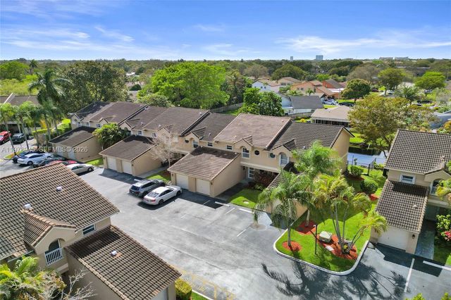 3703 NW 91st Ln, Sunrise, FL 33351