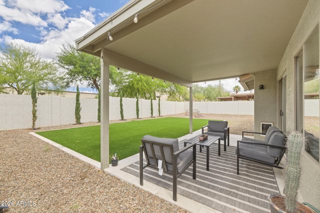 1036 N 93RD Street, Mesa, AZ 85207
