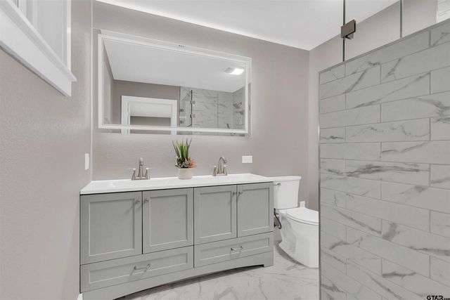 613 Northgate Drive, Lindale, TX 75771