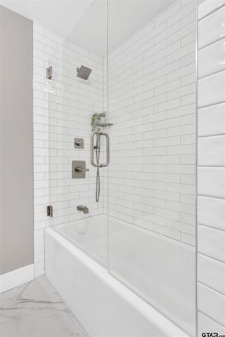 613 Northgate Drive, Lindale, TX 75771