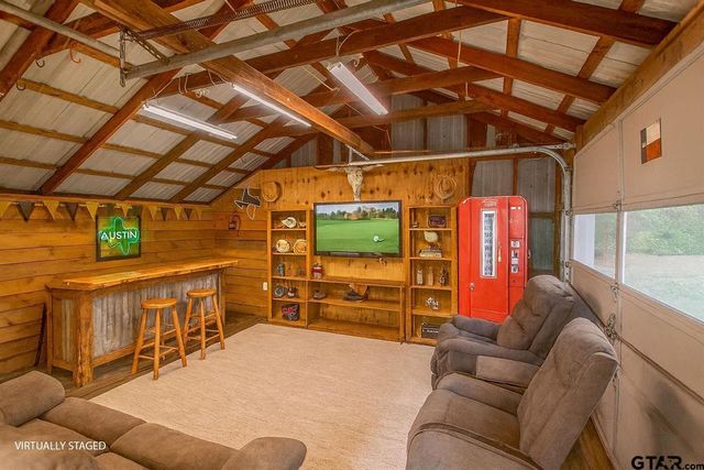 613 Northgate Drive, Lindale, TX 75771