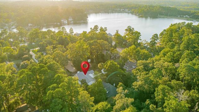 613 Northgate Drive, Lindale, TX 75771