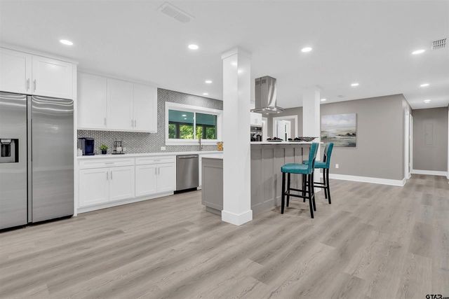 613 Northgate Drive, Lindale, TX 75771