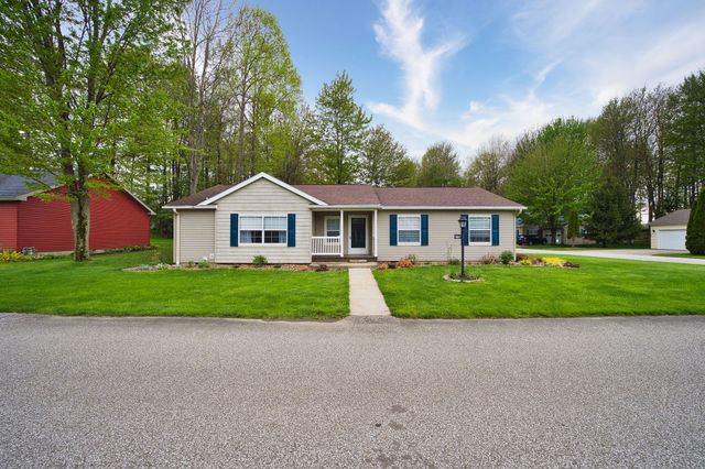 5314 CHAMPAGNE Court, Girard, PA 16417