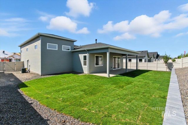 3751 S Anise Ave, Nampa, ID 83686