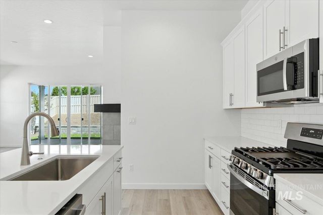 3751 S Anise Ave, Nampa, ID 83686