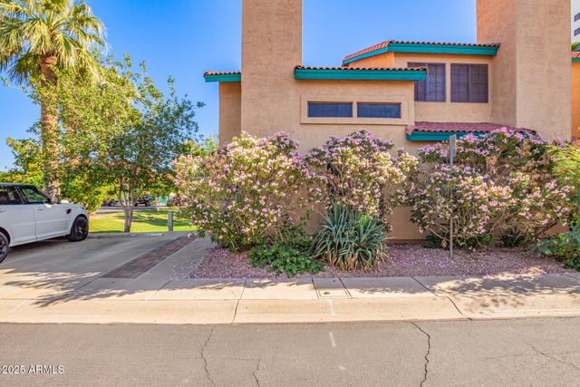 225 W 1ST Street 128, Mesa, AZ 85201