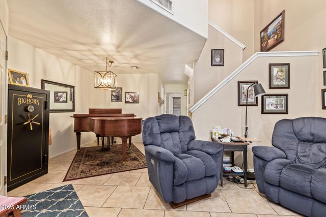 225 W 1ST Street 128, Mesa, AZ 85201