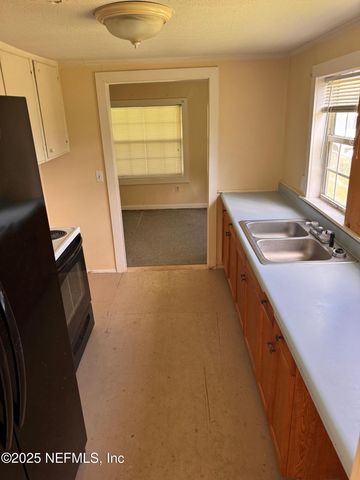 45112 SECOND Avenue, Callahan, FL 32011
