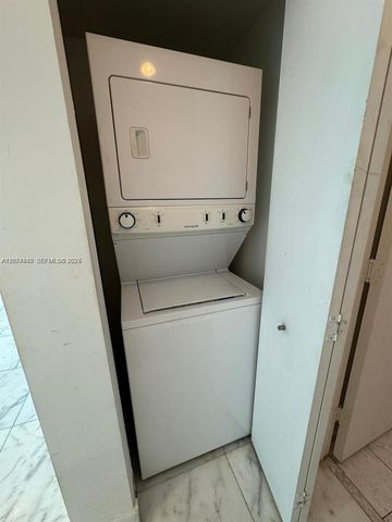 1331 Brickell Bay Drive 1704, Miami, FL 33131