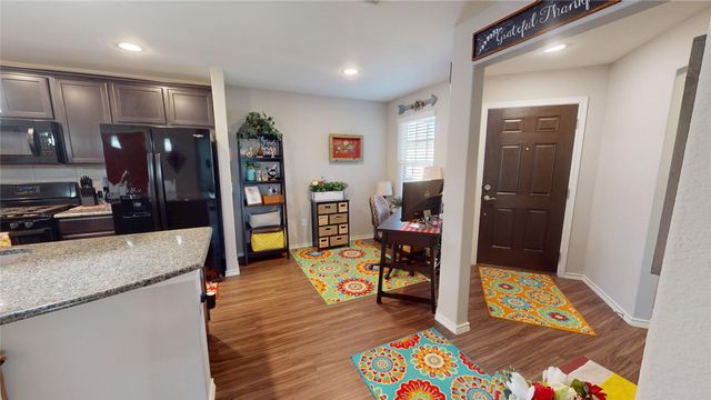 832 Rough Hollow Drive, Mckinney, TX 75071