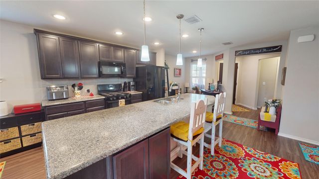 832 Rough Hollow Drive, Mckinney, TX 75071