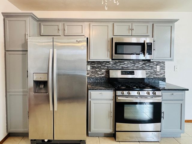 3063 Merseyshire Lane, Machesney Park, IL 61115