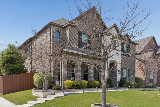 12701 Mercer Parkway, Farmers Branch, TX 75234