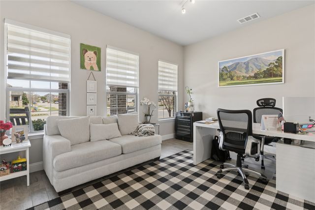 12701 Mercer Parkway, Farmers Branch, TX 75234