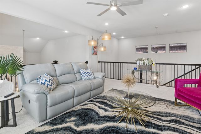 12701 Mercer Parkway, Farmers Branch, TX 75234