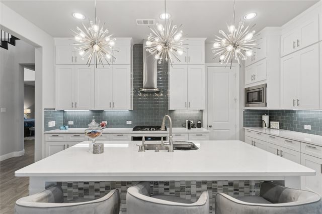 12701 Mercer Parkway, Farmers Branch, TX 75234