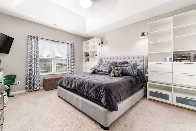 319 Mannaseh Drive W, Granville, OH 43023