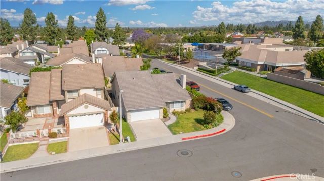 2 Shelby, Irvine, CA 92620