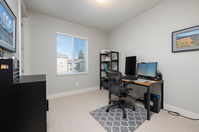 2933 Baze Road, San Mateo, CA 94403