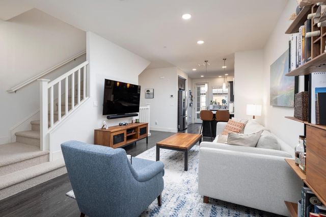 2933 Baze Road, San Mateo, CA 94403