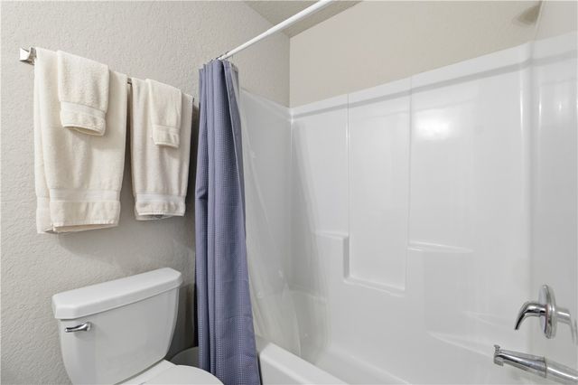 813 NW 67th Avenue, Bentonville, AR 72713