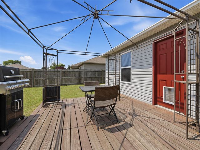 813 NW 67th Avenue, Bentonville, AR 72713