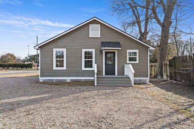 2320 Delaware Street, Beaumont, TX 77703