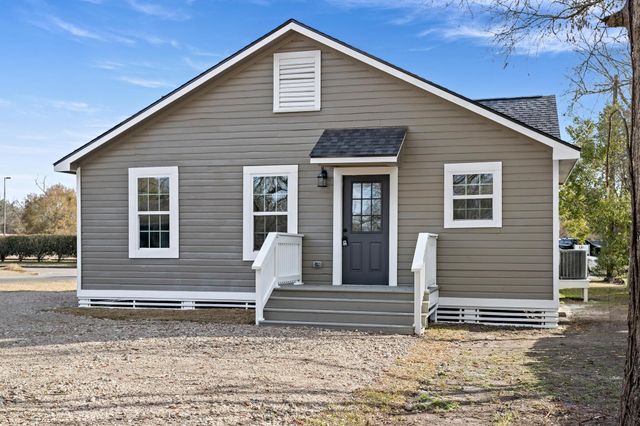 2320 Delaware Street, Beaumont, TX 77703