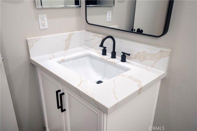 1379 Bird Of Paradise Court, Beaumont, CA 92223