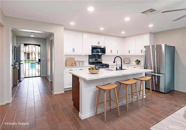 1379 Bird Of Paradise Court, Beaumont, CA 92223