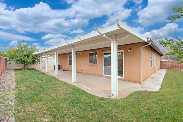 1379 Bird Of Paradise Court, Beaumont, CA 92223