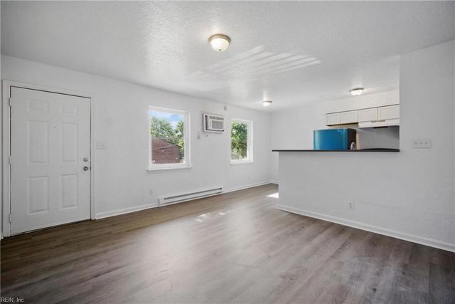 7441 Fenner ST, Norfolk, VA 23505