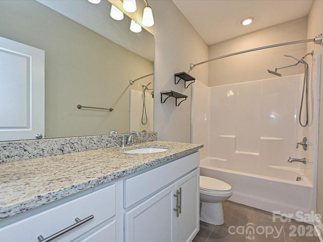 6320 Kennard Drive, Charlotte, NC 28216