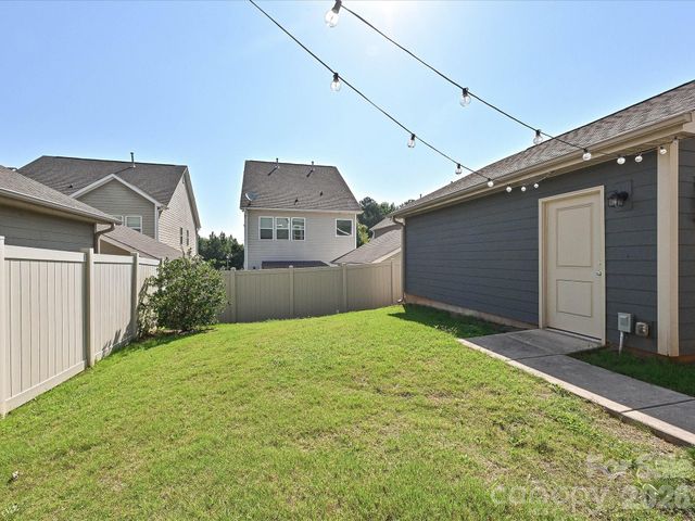 6320 Kennard Drive, Charlotte, NC 28216