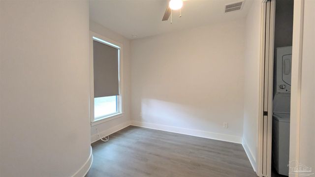 379 Clubbs St, Pensacola, FL 32502