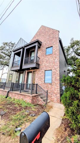 379 Clubbs St, Pensacola, FL 32502