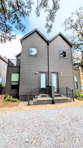 379 Clubbs St, Pensacola, FL 32502