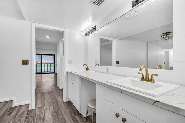 55 ROGERS STREET P5, Clearwater, FL 33756