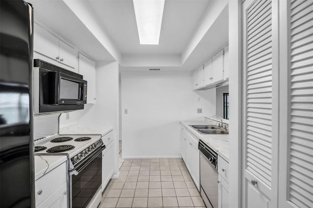 55 ROGERS STREET P5, Clearwater, FL 33756