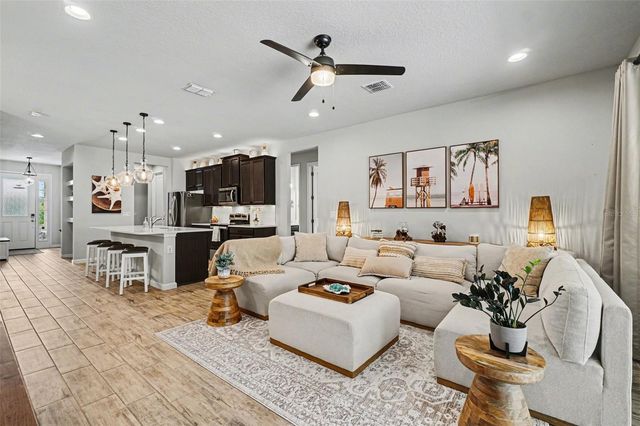 11406 BLUE WOODS DRIVE, Riverview, FL 33569