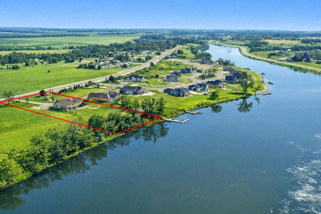 4207 LOST DAUPHIN ROAD, De Pere, WI 54115